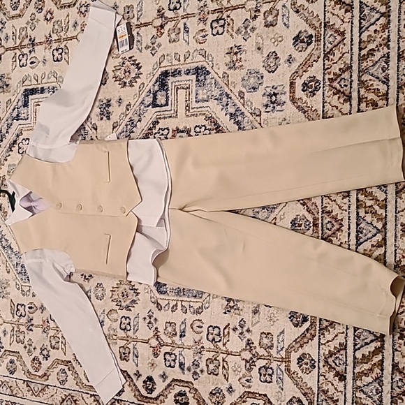 VAN HEUSEN BOYS 3 PIECE PANTS, SHIRT WITH CLIP-ON TIE, AND VEST SIZE 7 - Picture 6 of 16